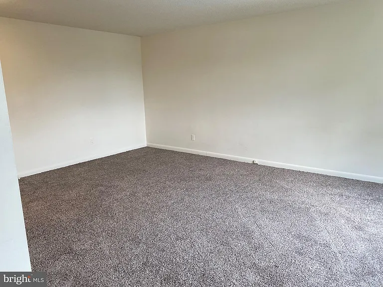 3515 Washington Blvd N #406 — Photo 10