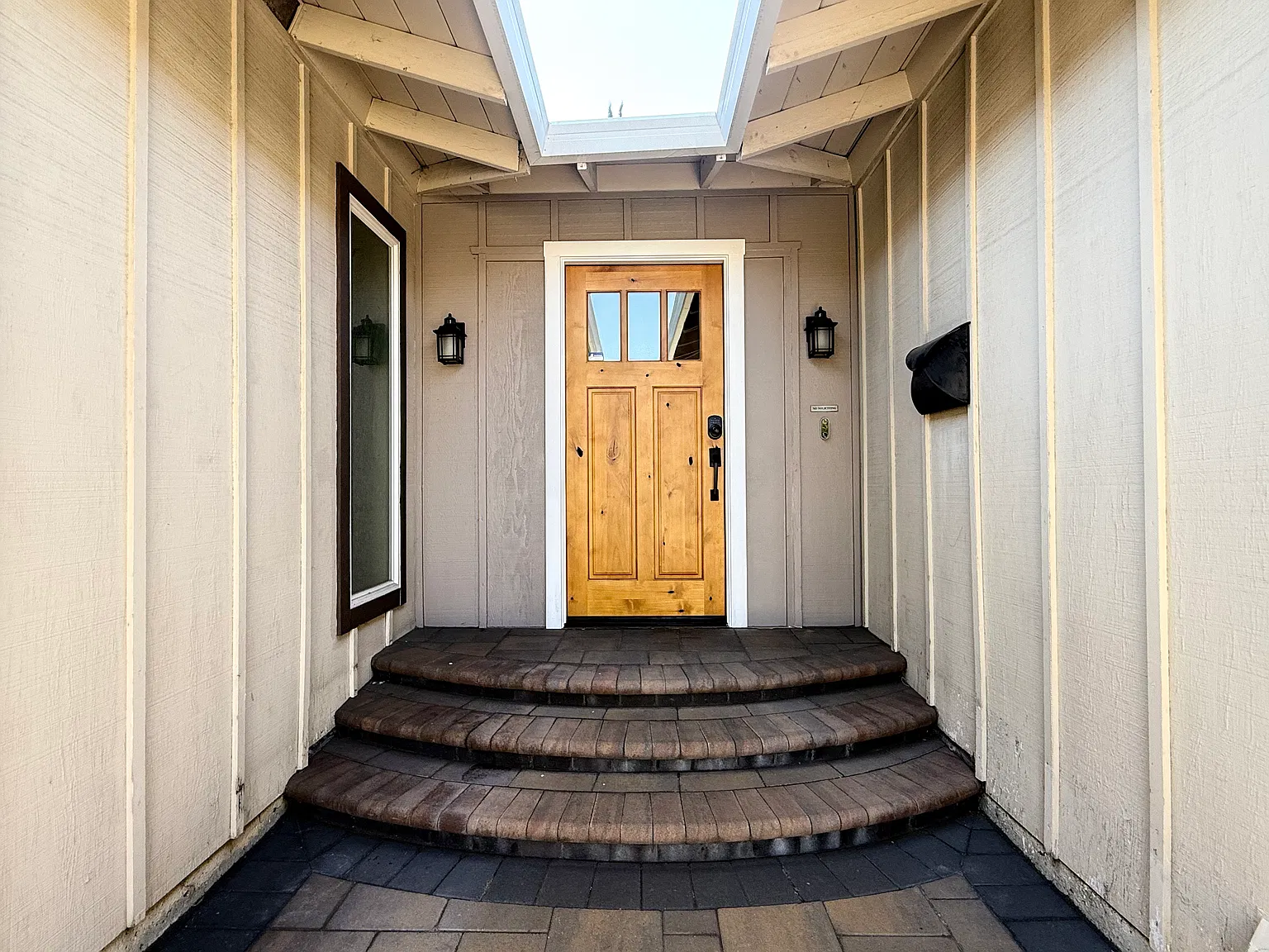 3 bed, 1530 sqft, $4,900 — Photo 4
