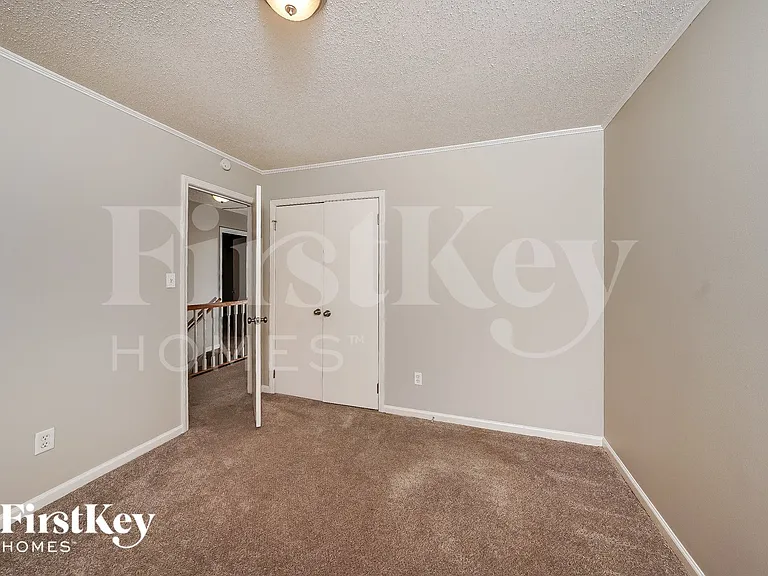 1731 Tudor Dr — Photo 11
