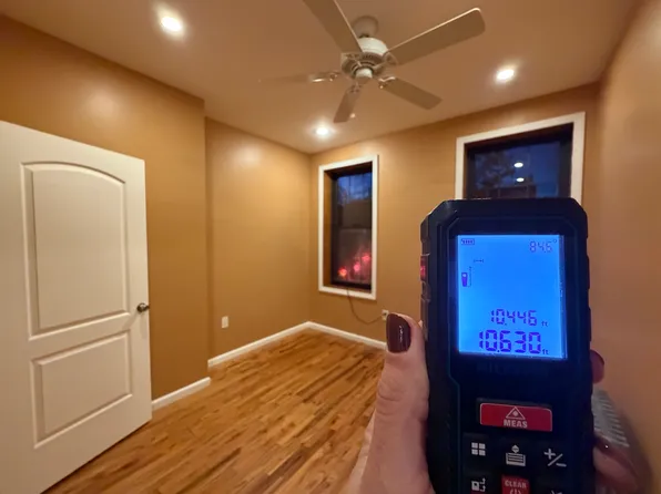 1183 Putnam Avenue image 12 of 18