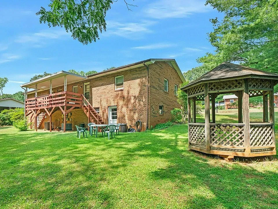 499 Worley Rd