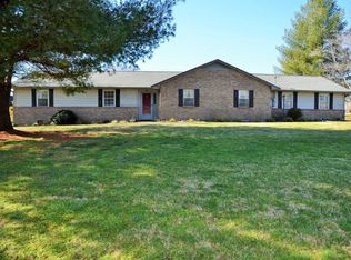 7041 Regency Rd, Knoxville, TN 37931