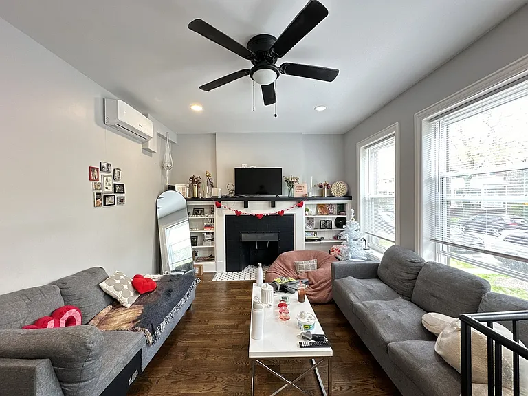 6257 N Lakewood Ave #2 — Photo 11
