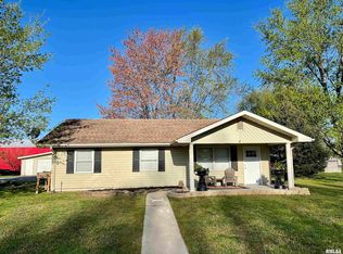 1309 Rae Ln, Carterville, IL 62918
