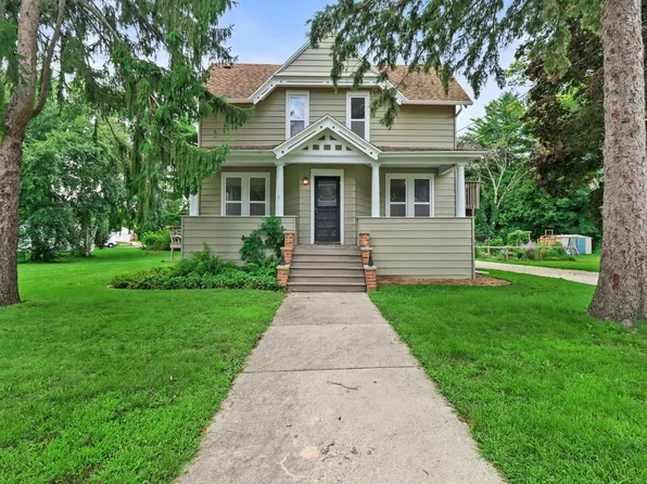 408 East Washington STREET, Lake Mills, WI 53551