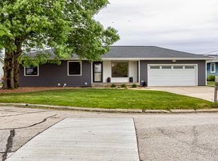 405 Joy Cir, Gilbert, IA 50105