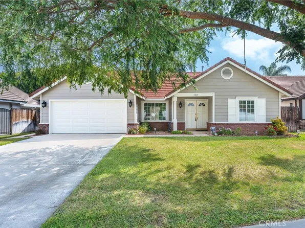 3219 Landmark Ct, Riverside, CA 92503