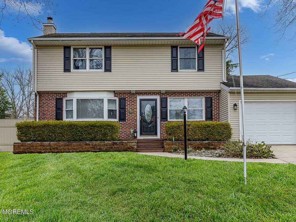 1st image of 21 Pine Fork Drive