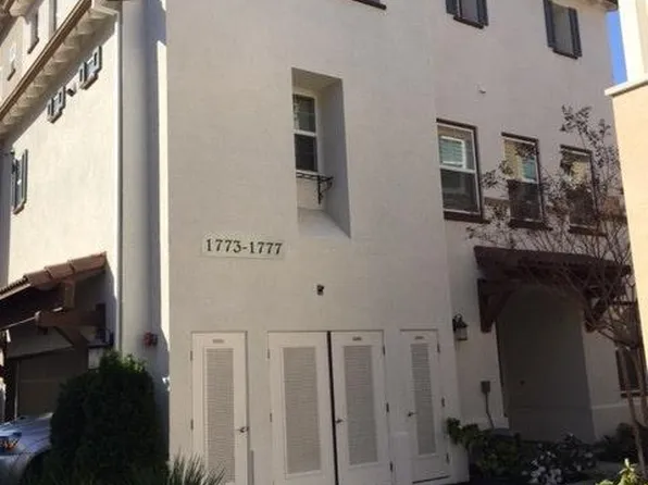 1777 Hillebrant Pl, Santa Clara, CA 95050