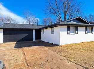 1524 McDonald Dr, Midwest City, OK 73130