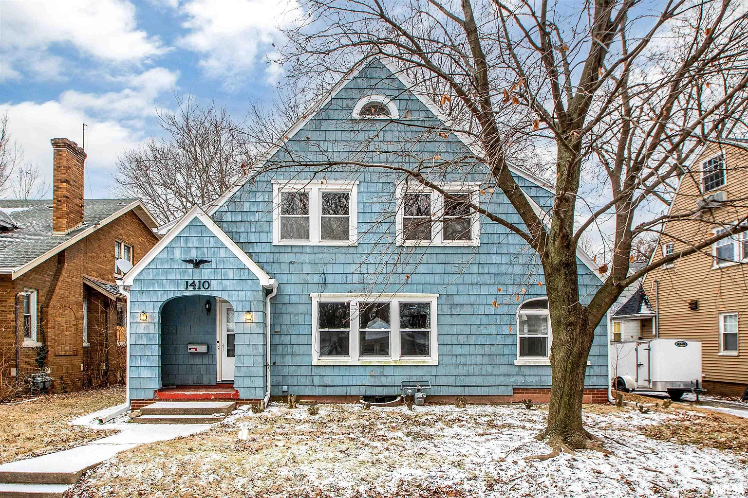 1410 N Amber Pl photo 1