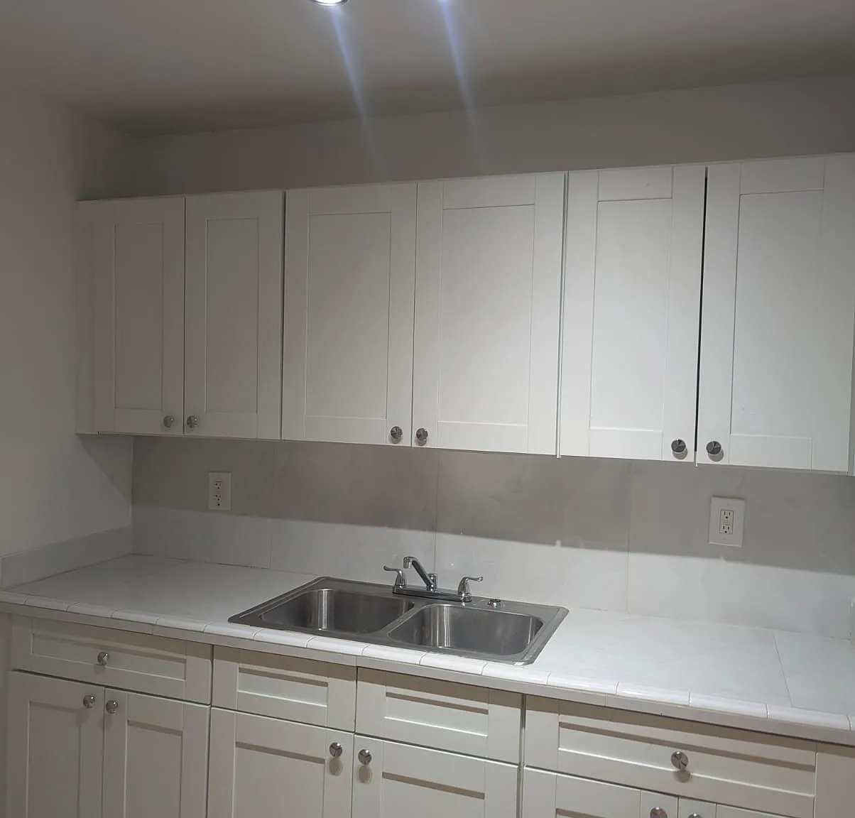 1 bed, 800 sqft, $1,700 — Photo 1