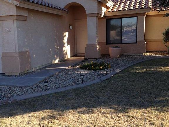 3rd image of 2451 E Wildhorse Pl