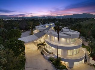 10829 Winnetka Ave, Chatsworth, CA 91311