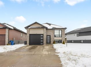 199 Moonstone Cres, Chatham Kent, ON N7M0S1
