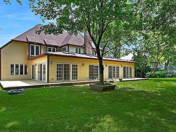 29 Seneca Ave W