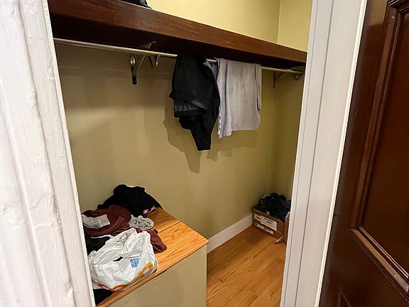 2nd image of 17-19 Cushing Ave #1