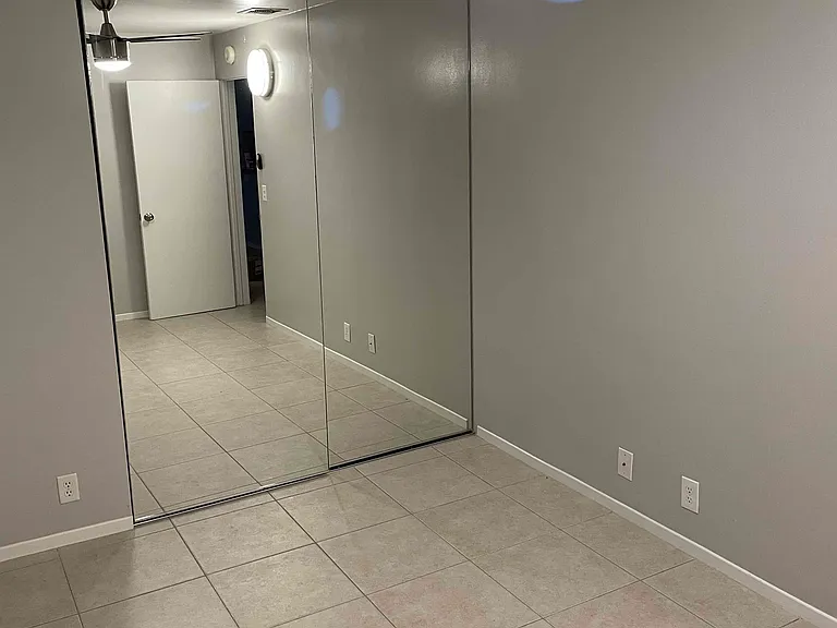 11428 Iris Ave — Photo 9