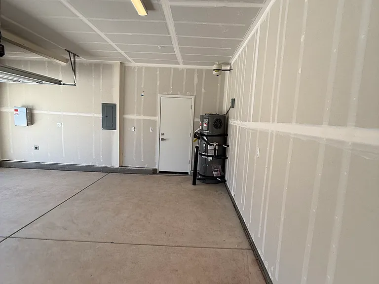 4533 Field View Dr — Photo 40