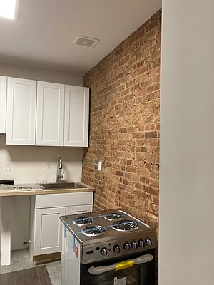 Rented by CC Managers INC | media 30