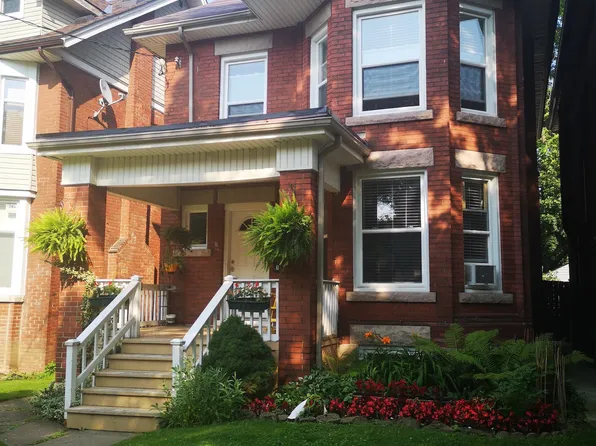 227 Sherman Ave S #1, Hamilton, ON L8M 2R2