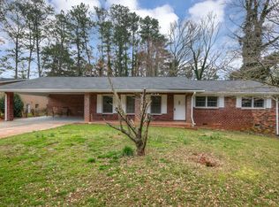 3633 Creekview Cir, Stone Mountain, GA 30083