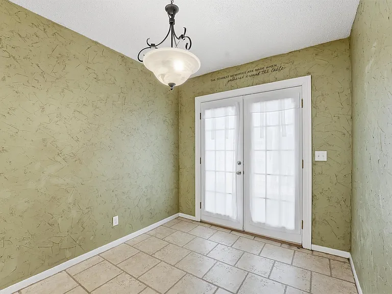 17219 Kettle Creek Dr — Photo 11