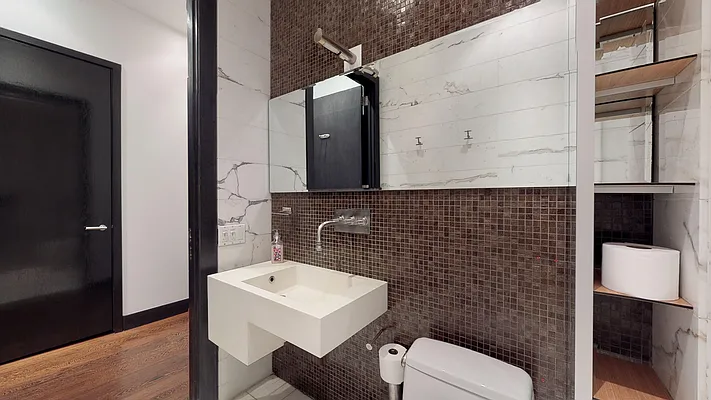 Sold by Dwell Residential Inc | media 14