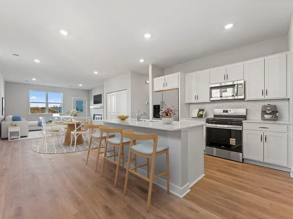 17069 Draper Way, Lakeville, MN 55044