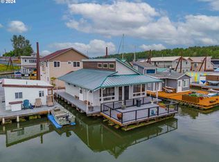 18989 NE Marine Dr UNIT 30, Portland, OR