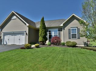 39 Sun Meadows Way, Baldwinsville, NY 13027