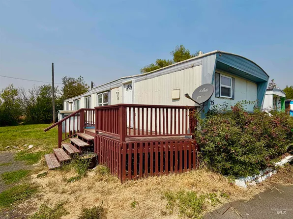603 W Palouse River Dr Trailer 75, Moscow, ID 83843
