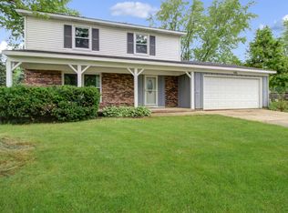 1106 Alexander Ct, Streamwood, IL 60107