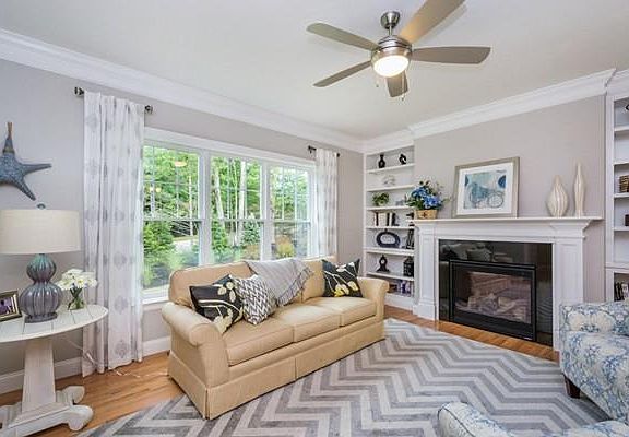 3rd image of 6 Evergreen Dr #28