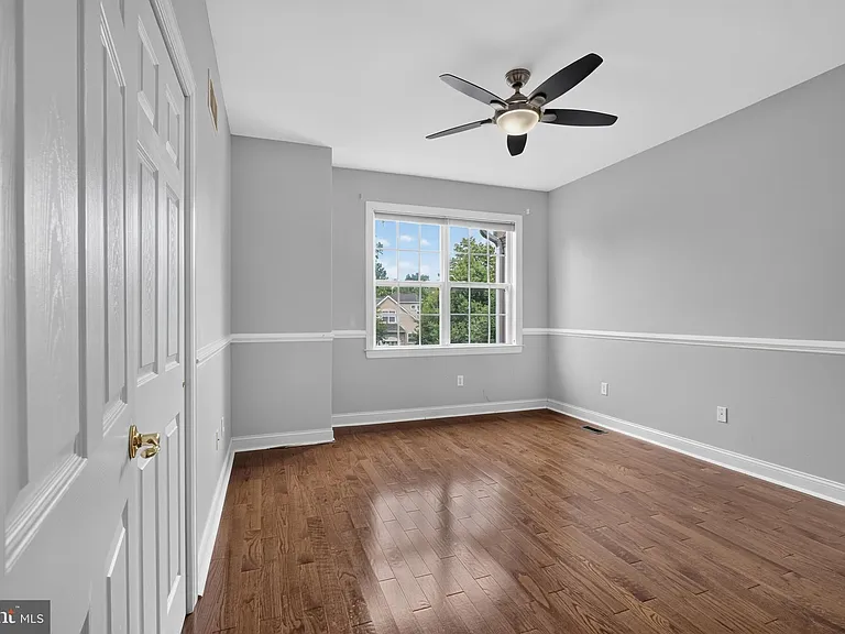16 Oak Leaf Ln — Photo 53