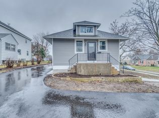 425 W Naperville Rd, Westmont, IL 60559