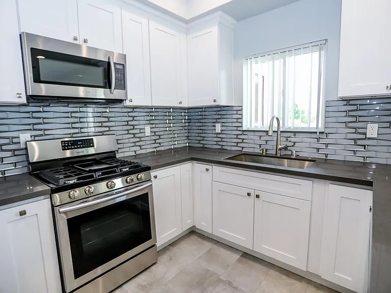 12610 Vanowen St — Photo 5