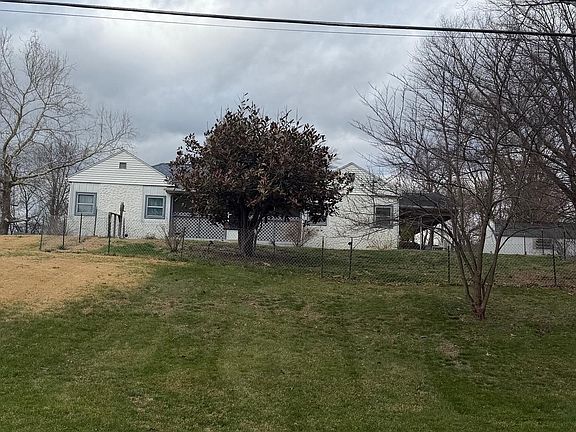 2nd image of 4769 Newman Rd