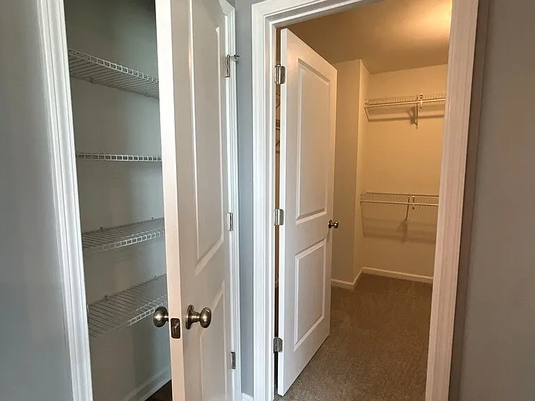 109 Redrock Ct — Photo 21