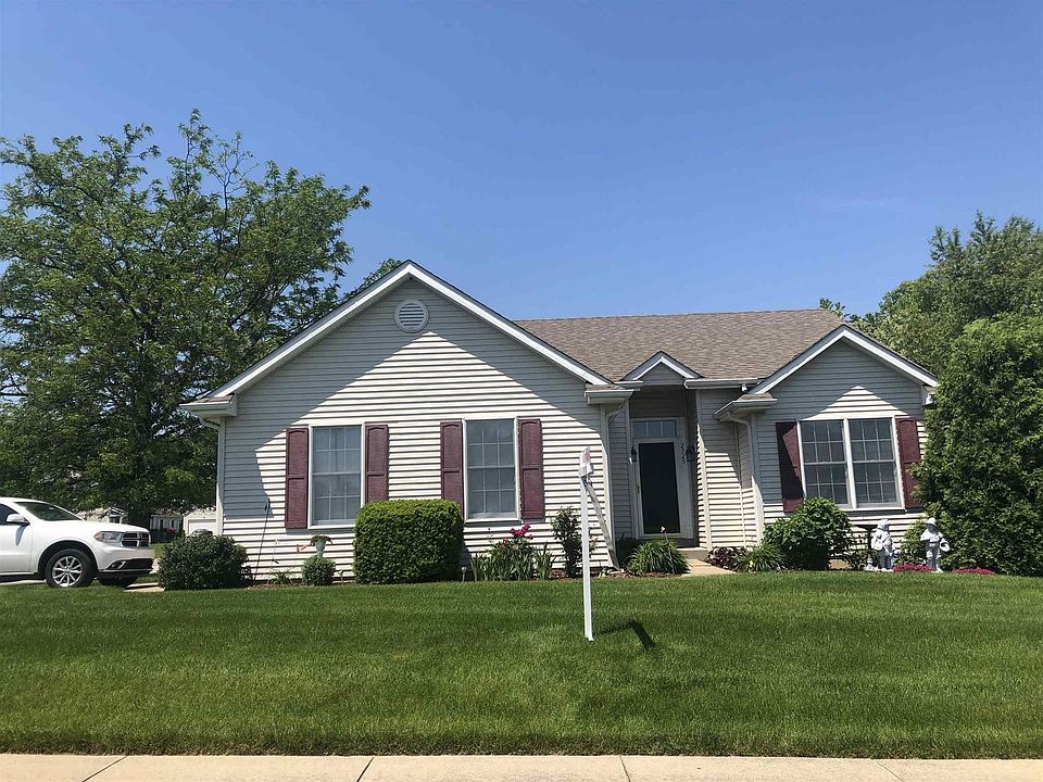 1st image of 2325 Oakwood Park Dr