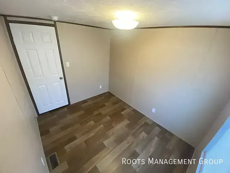 131 Eldridge Ln #131 — Photo 13