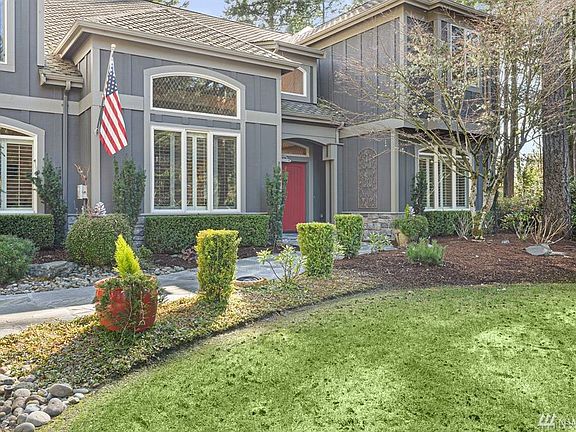 3rd image of 11605 Sorrel Run NW