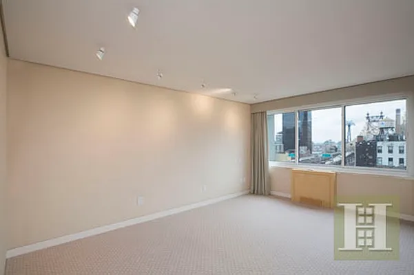 Sold by Halstead Real Estate | media 20