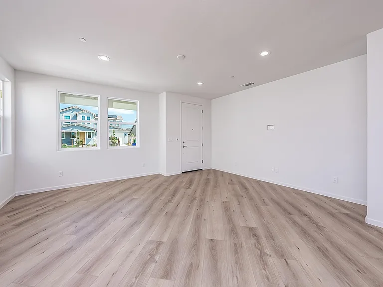 2563 Chianti Way — Photo 16