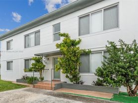 740 82nd St, Miami Beach, FL