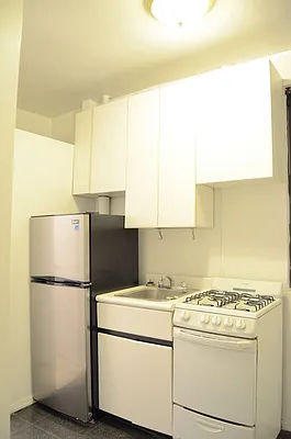 Rented by Sky Management | media 14