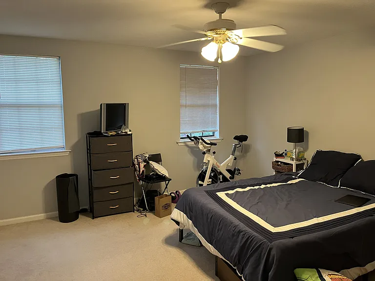2112 Blair Blvd #9 — Photo 15