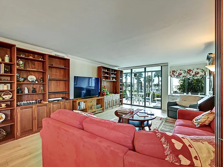 4821 S Landings Dr #106 — Photo 24