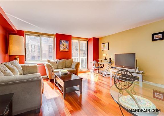 3rd image of 206 E 95th Street 6b #6B