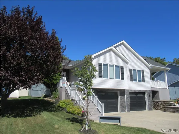 4809 Mosey Ln, Blasdell, NY 14219